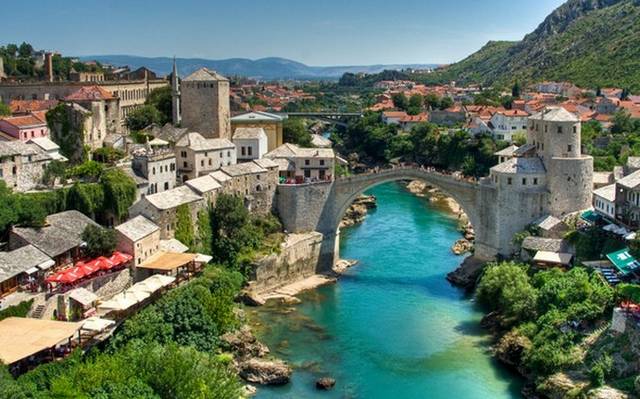 Az alábbiak közül melyik Bosznia-Hercegovina fővárosa?