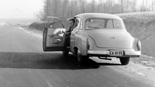 Milyen autó ez? 1960-as fotó: Fortepan