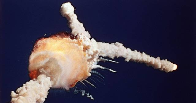 Felrobbant a Challenger űrrepülőgép