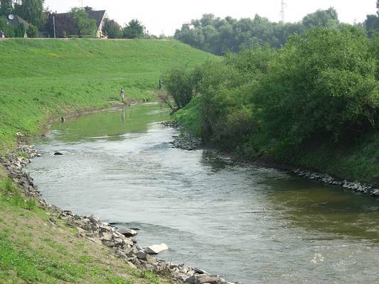 Melyik folyó ered Magyarországon?