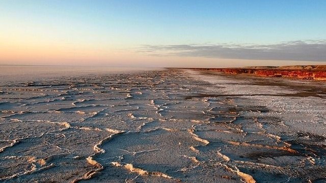 Hol található az Aral-tó?