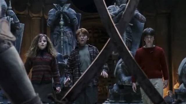 Hermione milyen bábú helyére áll be a varázslósakkban?