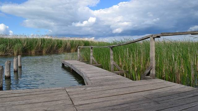 Magyarországnak ez a legnagyobb mesterséges tava, mely jelenleg a második legnagyobb tó hazánkban. Melyik ez a tó?