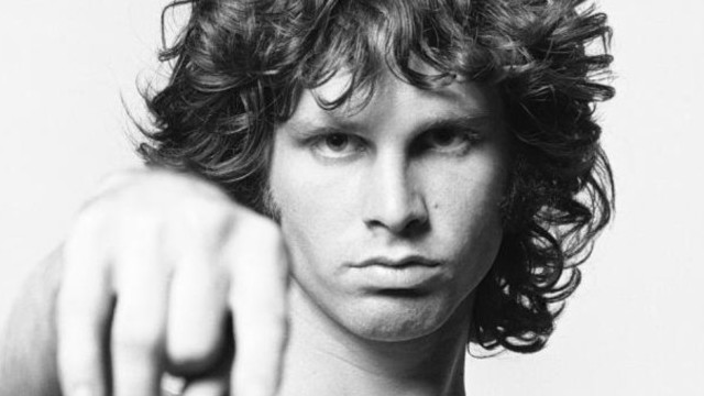 Melyik együttes frontembere volt Jim Morrison?