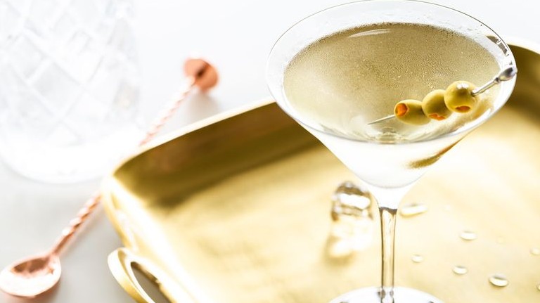 Dry Martini - Mi nem szerepel az összetevői között?