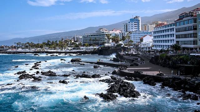 Melyiknek a része az alábbiak közül Tenerife?