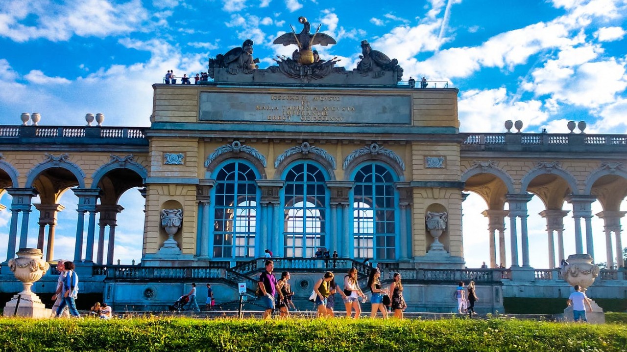 Melyik európai város eredeti neve Wien?