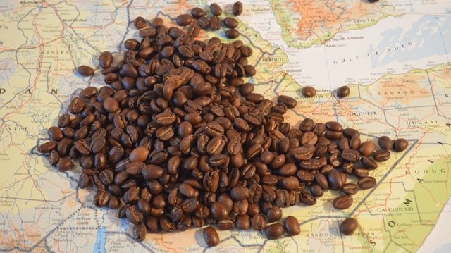 Fő exportcikke a kávé, és egyben a kávé őshazájájának is mondják. Fővárosa Addisz-Abeba? Melyik ország ez?