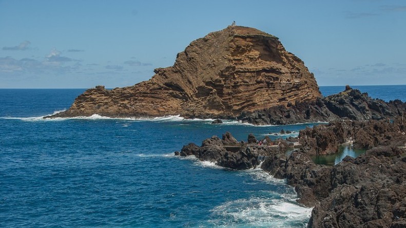 Az Azori-szigetek és Madeira-szigetek, melyik országhoz tartoznak?