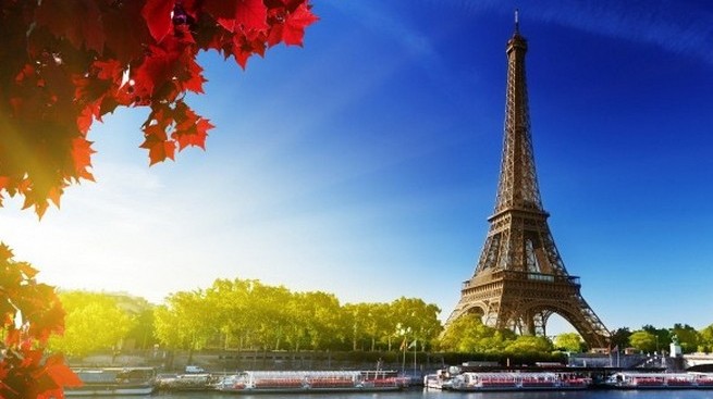 Melyik város polgálmesterének nem tetszett az Eiffel-torony ötlete, ami végül nem ott épült meg?