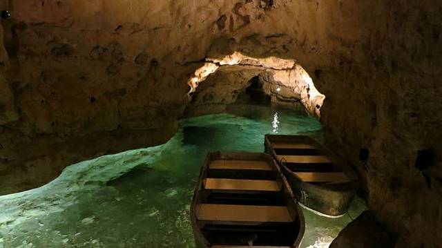 Miről híres a Tapolcai tavasbarlang?