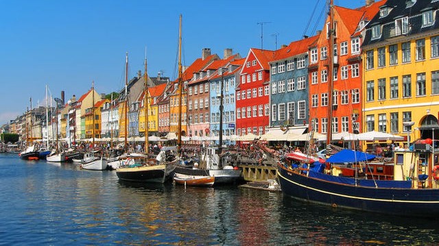 Melyik ország fővárosa Koppenhága?