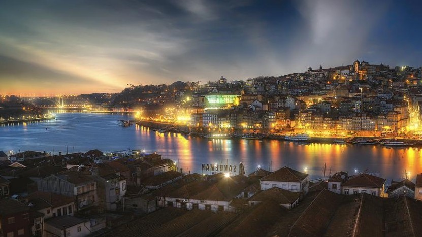 Melyik országban található Porto?