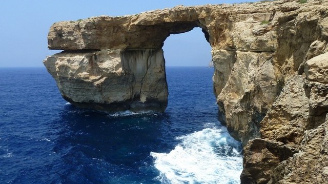 Igaz vagy hamis? 2017-ben leomlott Málta egyik látványossága, az Azúr-ablak.