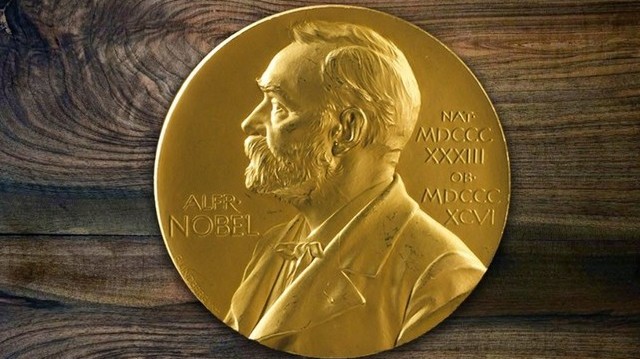 Hány magyar  kapott Nobel-díjat? /aki itt élt az odaítéléskor)
