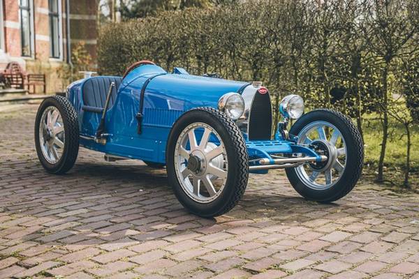 Mikor készült az első Bugatti?