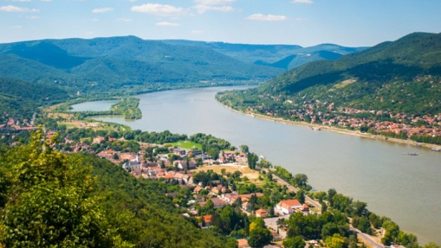 Hova folyik a Duna?