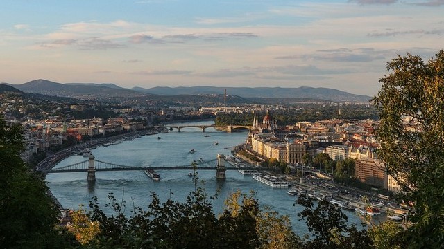 Melyik nem létező városrész Budapesten?