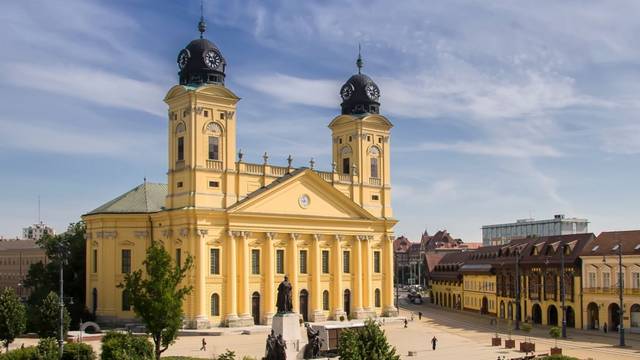 Melyik vármegyében található Debrecen?