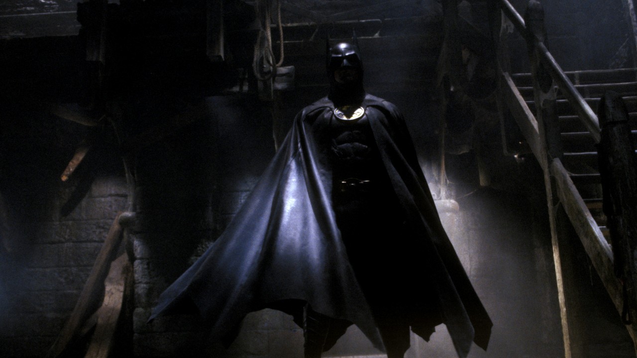 Mikor mutatták be a Michael Keaton főszereplésével készült Batman című filmet?