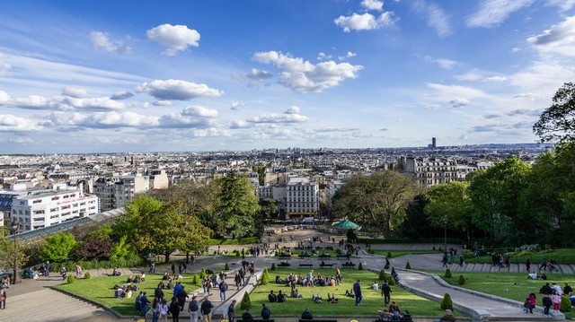 Hol van a Montmartre, az írók, művészek, festők és szórakoztató művészek negyede?