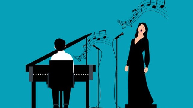 Kinek a háromfelvonásos operája a Traviata?