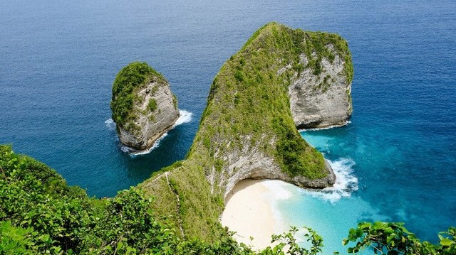 Melyik ország található Jáva szigetén?