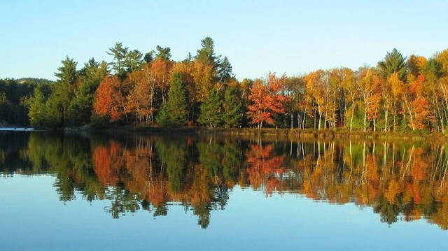Melyik nem tartozik a Nagy-tavak közé, amelyek az Amerikai Egyesült Államok és Kanada határán találhatóak? Melyik nem tartozik a Nagy-tavak közé, amelyek az Amerikai Egyesült Államok és Kanada határán találhatóak?