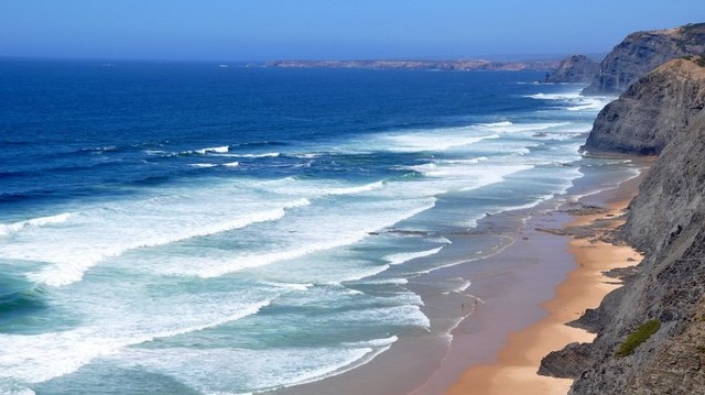 Válaszd ki a portugál fővárost!