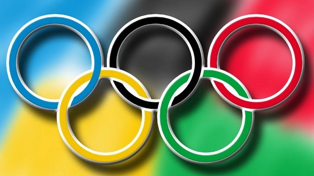 Ezen az olimpián hangzott el az első sportolói eskü, és ugyancsak itt húzták fel először az olimpiai zászlót. 1920-ban hol rendeztek olimpiát?